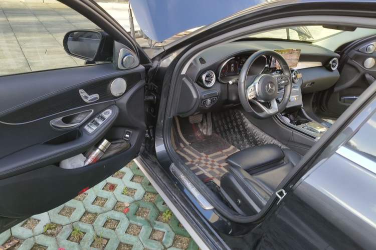 Used Mercedes-Benz C-Class 2020 Restyled C 200 L Dynamic Sports Edition Driver Seat
