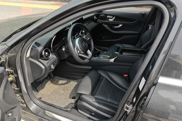 Used Mercedes-Benz C-Class 2020 C 260 L Sport Edition Driver Seat