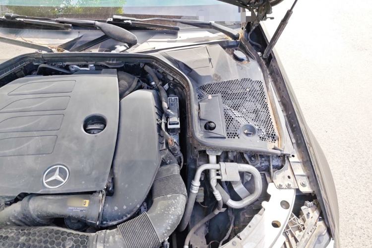 Used Mercedes-Benz C-Class 2020 Restyled C 200 L Fashion Edition Sport Version Engine Bay Left