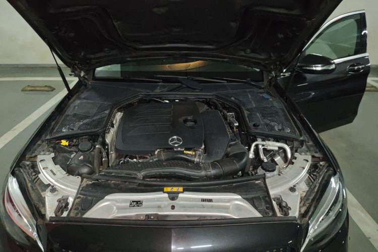 Used Mercedes-Benz C-Class 2020 C 260 L Sport Edition Engine Bay Left
