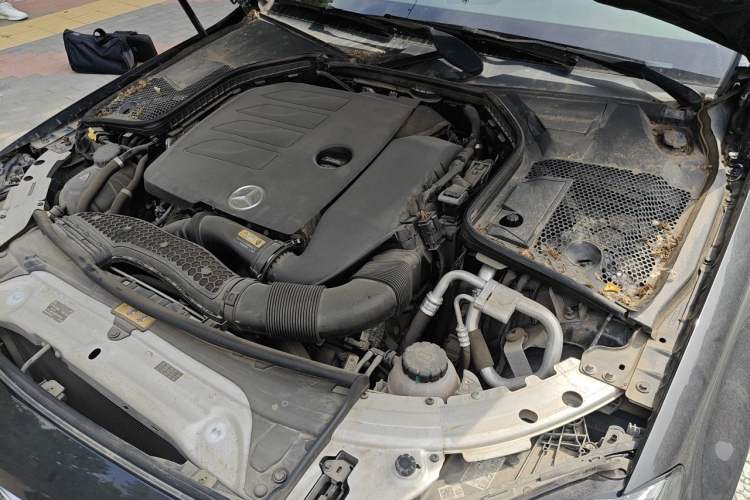 Used Mercedes-Benz C-Class 2020 C 260 L Sport Edition Engine Bay Left
