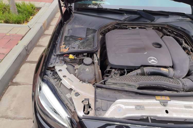Used Mercedes-Benz C-Class 2020 C 260 Sport Edition Engine Bay Right