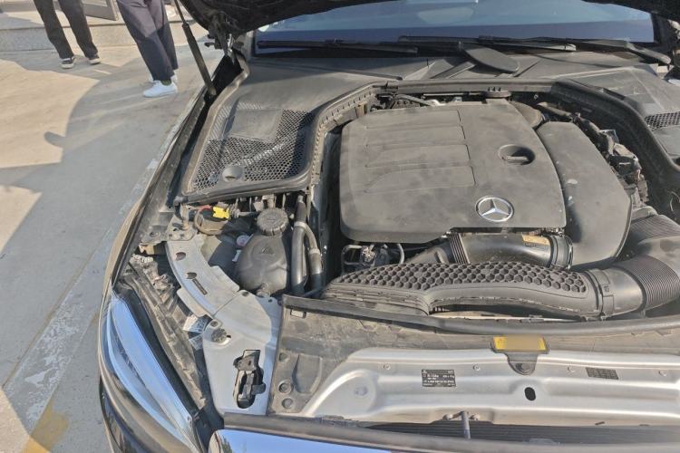 Used Mercedes-Benz C-Class 2020 C 260 L Engine Bay Right