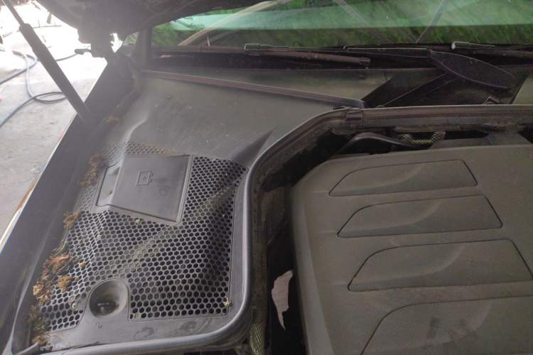 Used Mercedes-Benz C-Class 2020 C 200 L Fashion Edition Sport Version Engine Bay Right