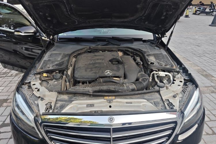 Used Mercedes-Benz C-Class 2020 Facelift C 260 L Engine Bay