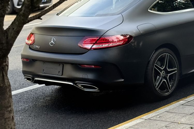 Used Mercedes-Benz C-Class 2020 C 200 Coupe Exterior 3