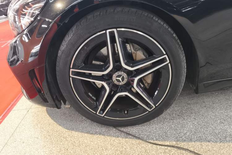 Used Mercedes-Benz C-Class 2020 C 260 Coupe Exterior 4