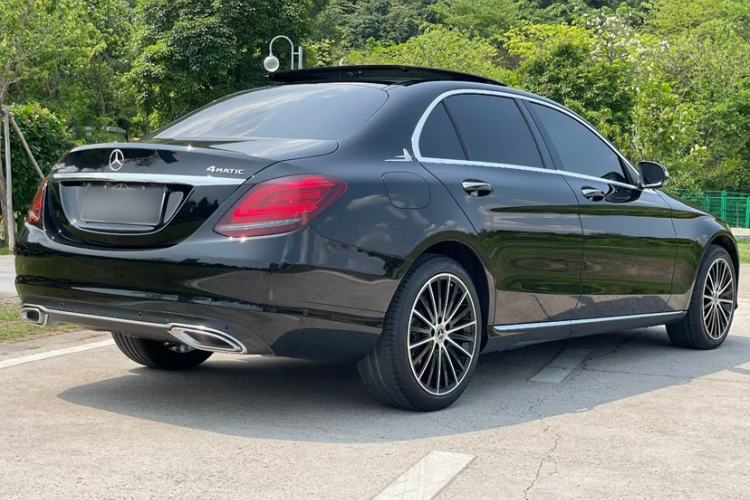 Used Mercedes-Benz C-Class 2020 C 260 L 4MATIC Exterior 4