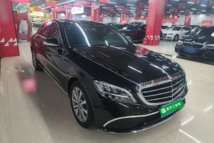 Used Mercedes-Benz C-Class 2020 C 260 L Front Right 45 Deg