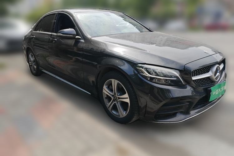 Used Mercedes-Benz C-Class 2020 C 260 L Sport Edition Front Right 45 Deg