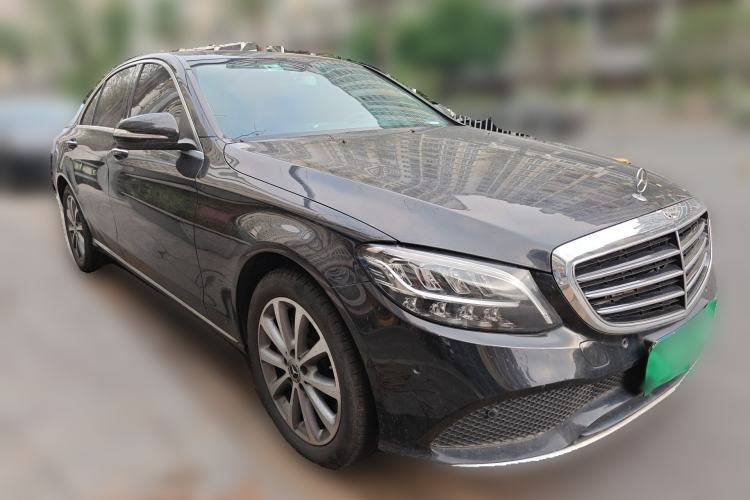 Used Mercedes-Benz C-Class 2020 C 260 L Front Right 45 Deg