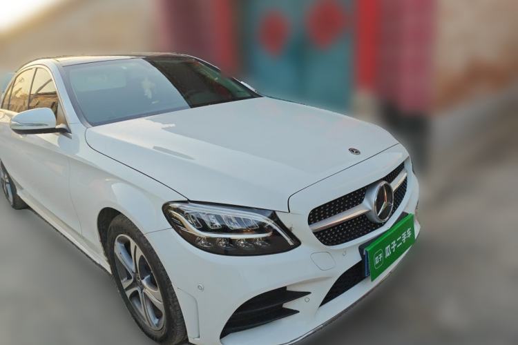 Used Mercedes-Benz C-Class 2020 Restyled C 260 L Sport Edition Front Right 45 Deg