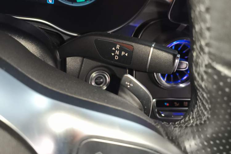 Used Mercedes-Benz C-Class 2020 C 260 Coupe Gear Lever