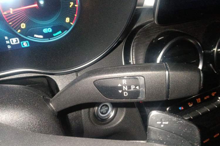 Used Mercedes-Benz C-Class 2020 C 260 L Sport Edition Gear Lever