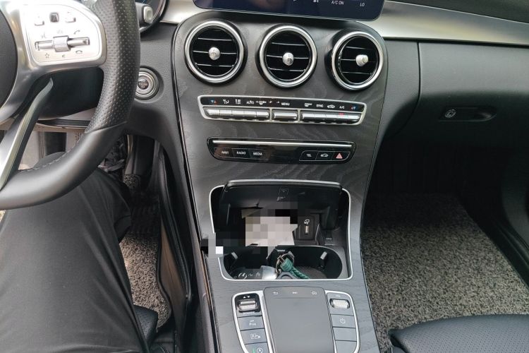 Used Mercedes-Benz C-Class 2020 C 260 L Sport Edition Gear Lever