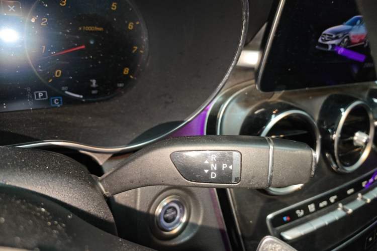 Used Mercedes-Benz C-Class 2020 C 200 L Fashion Edition Sport Version Gear Lever