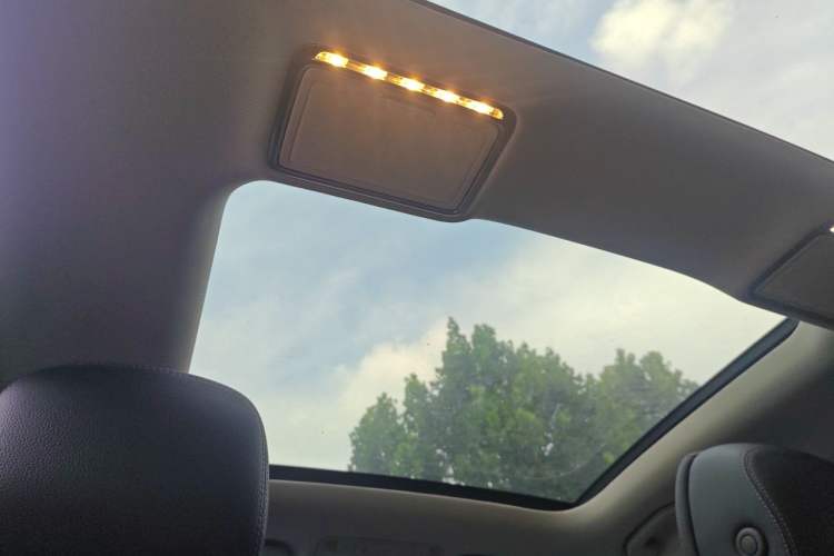 Used Mercedes-Benz C-Class 2020 Restyled C 260 L Sport Edition Headliner