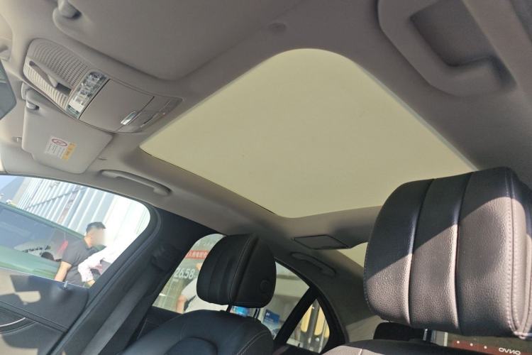 Used Mercedes-Benz C-Class 2020 C 260 L Headliner