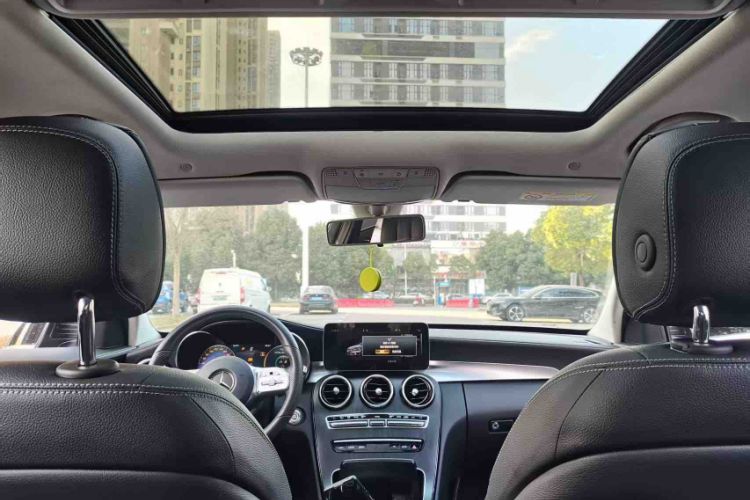Used Mercedes-Benz C-Class 2020 C 200 L Dynamic Sport Edition Interior 4