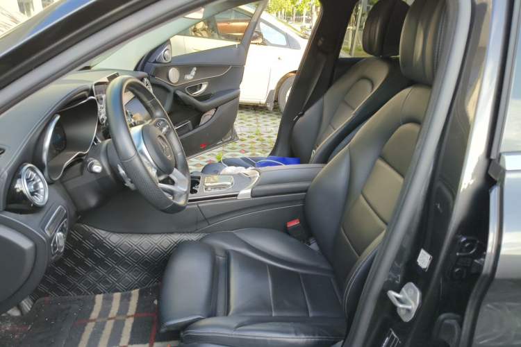 Used Mercedes-Benz C-Class 2020 Restyled C 200 L Dynamic Sports Edition Left Front Seat