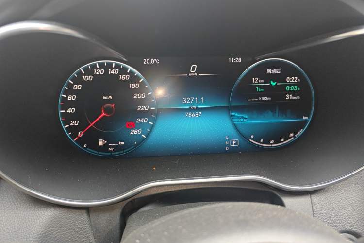 Used Mercedes-Benz C-Class 2020 C 260 L 4MATIC Odometer Close Up