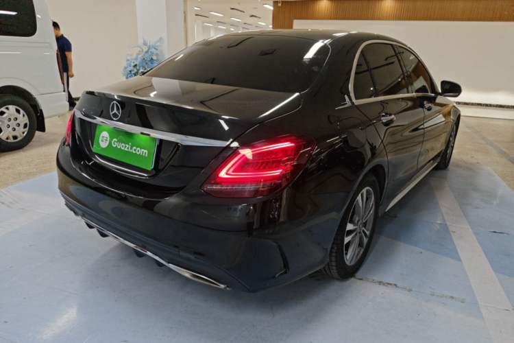 Used Mercedes-Benz C-Class 2020 C 200 L Fashion Edition Sport Version Rear Right 45 Deg