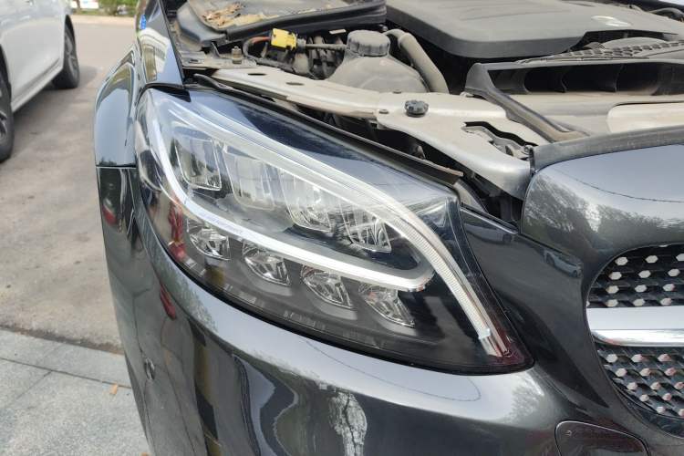 Used Mercedes-Benz C-Class 2020 C 260 L Sport Edition Right Front Headlight
