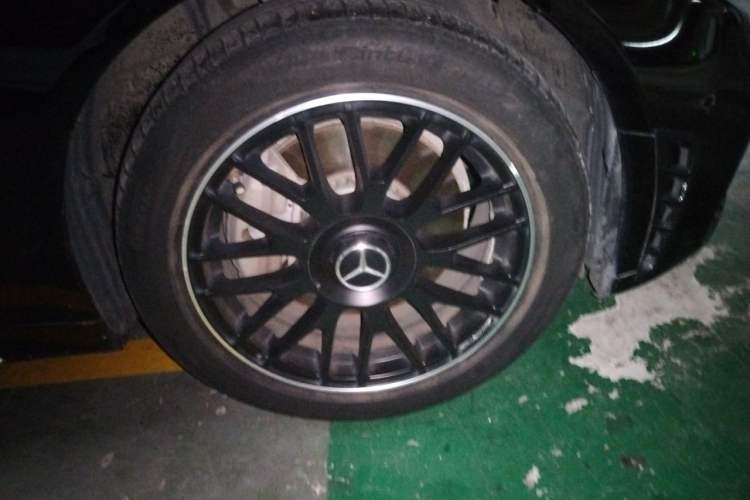 Used Mercedes-Benz C-Class 2020 C 260 L Sport Edition Right Front Wheel Hub