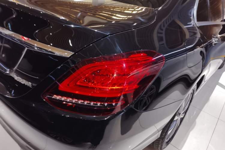 Used Mercedes-Benz C-Class 2020 C 260 L Right Rear Taillight