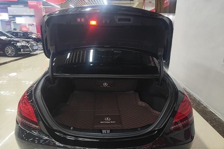 Used Mercedes-Benz C-Class 2020 C 260 L Trunk