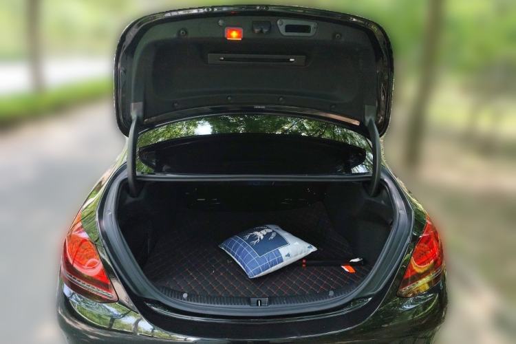 Used Mercedes-Benz C-Class 2020 C 200 L Fashion Edition Sport Version Trunk