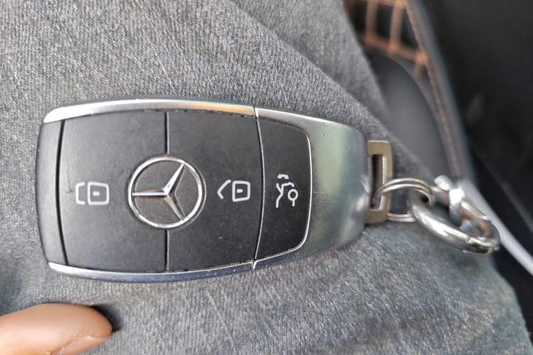Used Mercedes-Benz C-Class 2020 Restyled C 200 L Fashion Edition Sport Version Vehicle Key