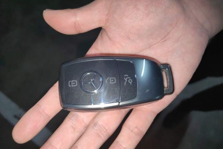 Used Mercedes-Benz C-Class 2020 Facelift C 260 L Vehicle Key