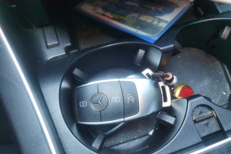 Used Mercedes-Benz C-Class 2020 Restyled C 260 L Sport Edition Vehicle Key