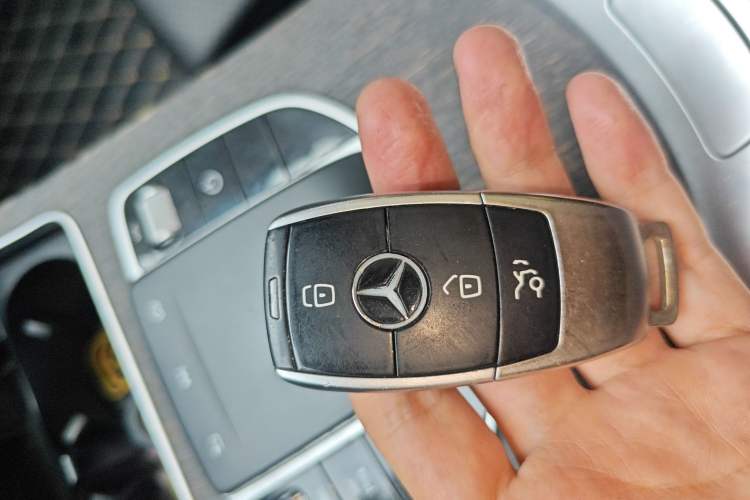 Used Mercedes-Benz C-Class 2020 C 260 L 4MATIC Vehicle Key