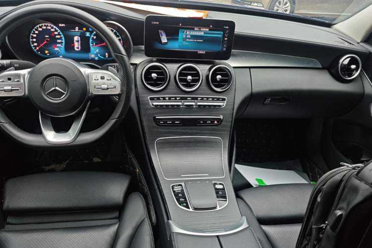 Used Mercedes-Benz C-Class 2020 C 200 L Fashion Edition Sport Version Audio And AC Panel