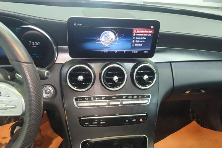 Used Mercedes-Benz C-Class 2020 Restyled C 260 L Sport Edition Audio And AC Panel