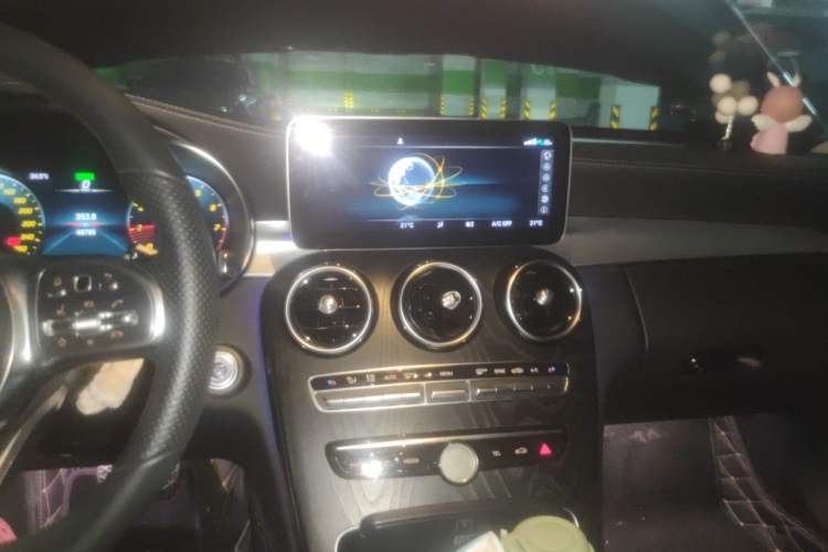 Used Mercedes-Benz C-Class 2020 Restyled C 260 L Sport Edition Audio And AC Panel