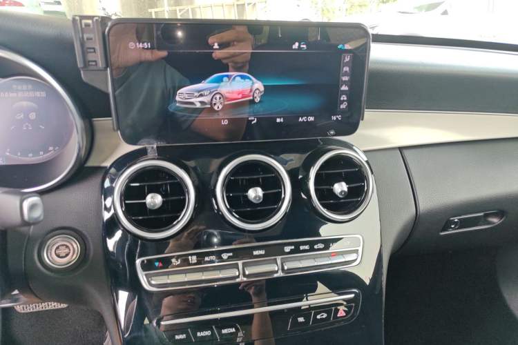 Used Mercedes-Benz C-Class 2020 Restyled C 260 Sport Edition Audio And AC Panel