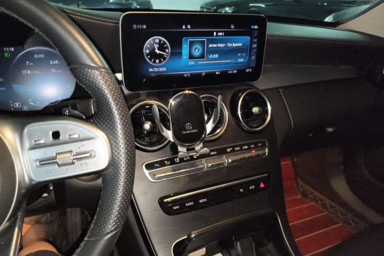 Used Mercedes-Benz C-Class 2020 C 200 L Fashion Edition Sport Version Audio And AC Panel