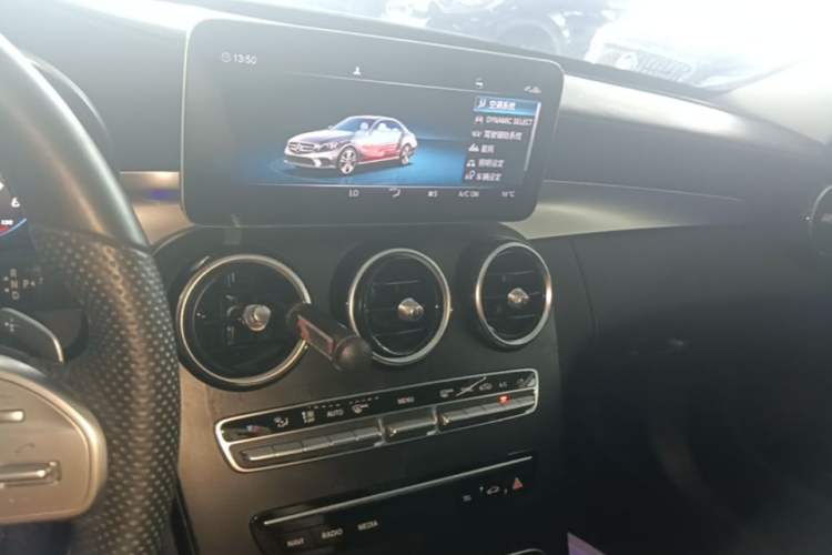 Used Mercedes-Benz C-Class 2020 Restyled C 200 L Fashion Edition Sport Version Audio And AC Panel