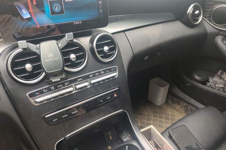 Used Mercedes-Benz C-Class 2020 Restyled C 260 L Sport Edition Audio And AC Panel