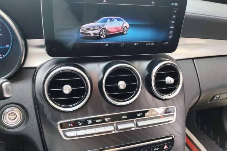Used Mercedes-Benz C-Class 2020 C 260 L Sport Edition Audio And AC Panel