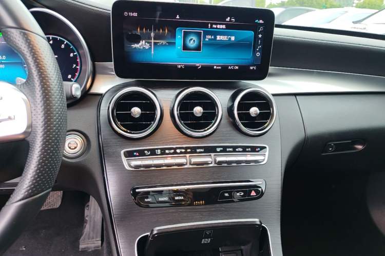 Used Mercedes-Benz C-Class 2020 C 260 L Sport Edition Audio And AC Panel