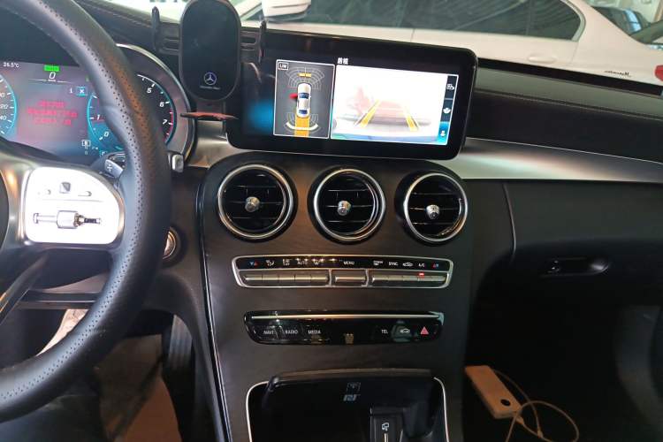 Used Mercedes-Benz C-Class 2020 C 260 L Sport Edition Audio And AC Panel