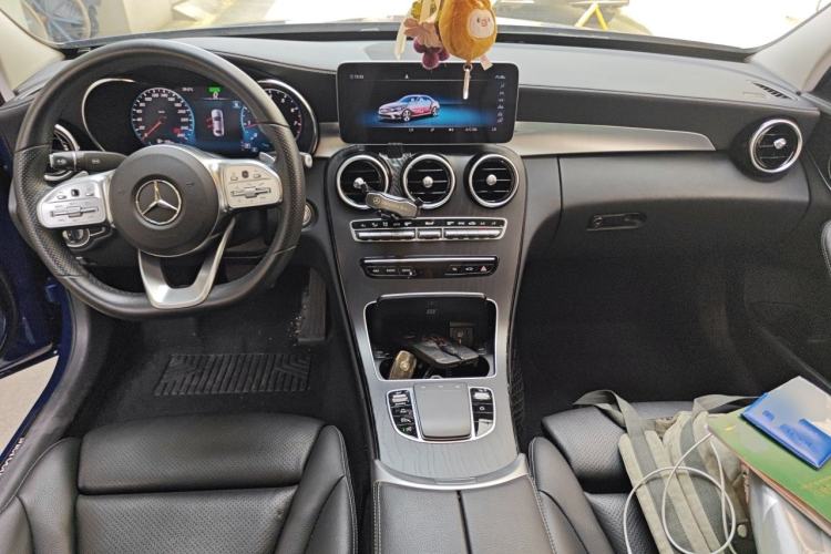 Used Mercedes-Benz C-Class 2020 C 260 L Sport Edition Center Console