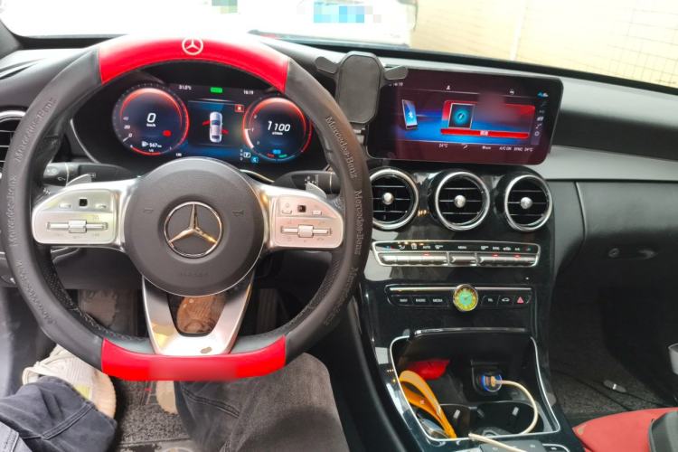 Used Mercedes-Benz C-Class 2020 C 260 Sport Edition Center Console