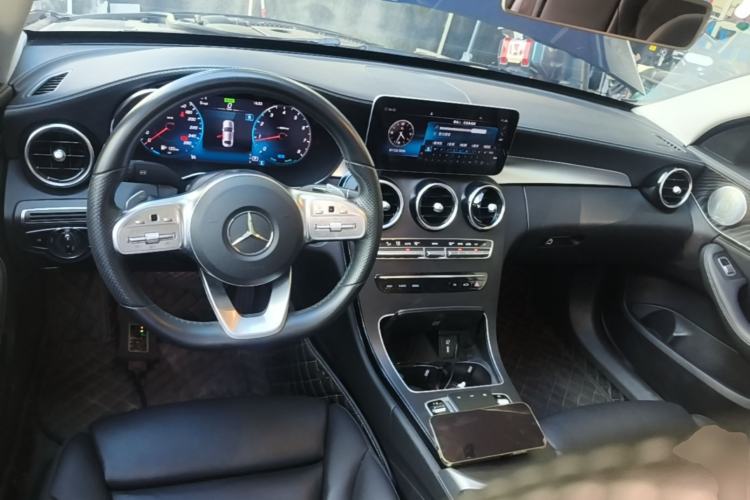 Used Mercedes-Benz C-Class 2020 C 260 L Sport Edition Center Console