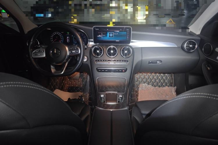 Used Mercedes-Benz C-Class 2020 C 260 L Sport Edition Center Console