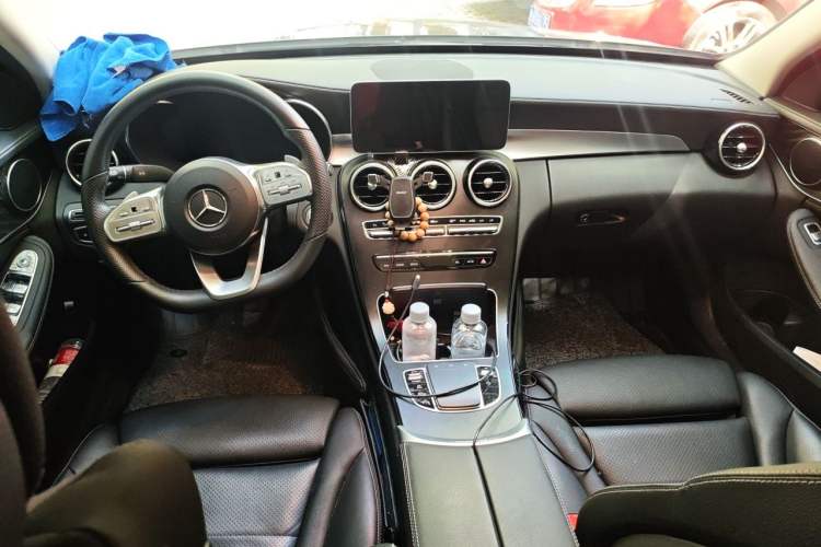 Used Mercedes-Benz C-Class 2020 Restyled C 260 L Sport Edition Center Console